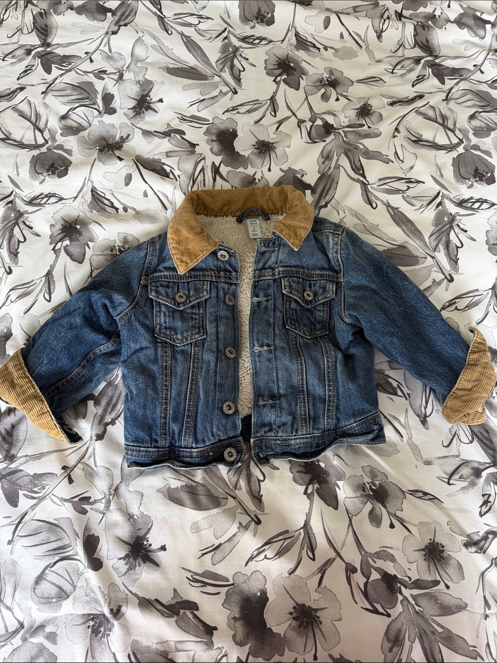 GAP Blue Denim Jacket with Tan Corduroy Collar